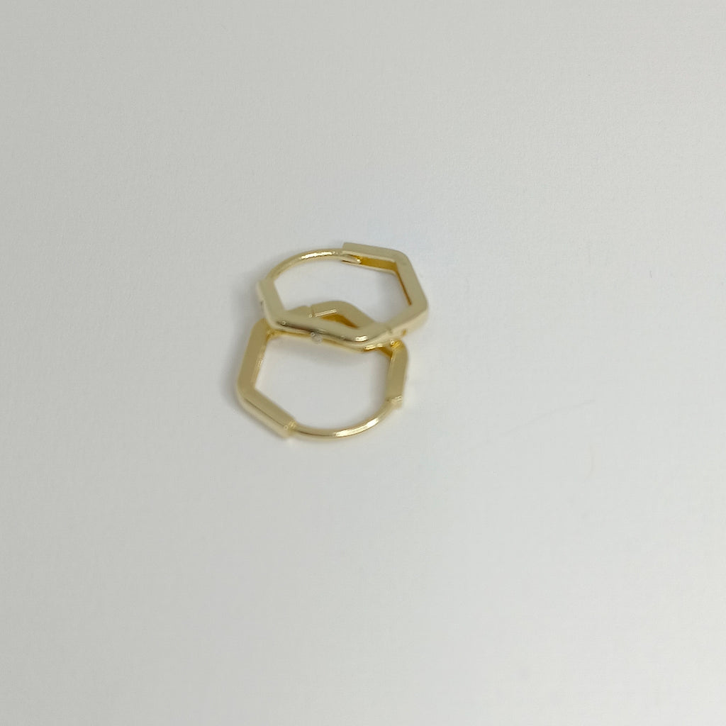 ARETES HUGGIES CON CIRCONIAS 14K 1.6 GR HR 01 (NUEVO)