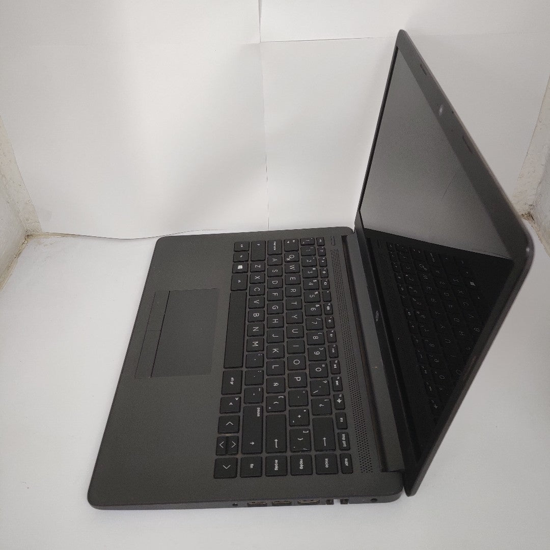 LAPTOP HP 14-CF2505LA (2022) (SEMINUEVO)