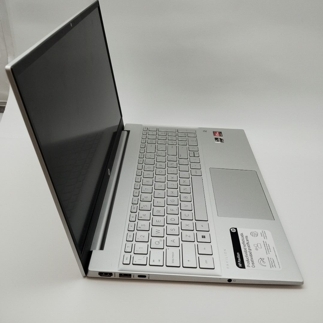 LAPTOP HP PAVILION 15-EH3000LA (2023) (SEMINUEVO)