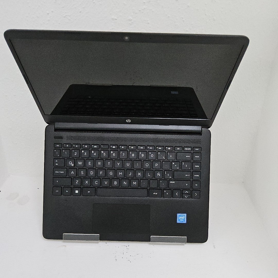 LAPTOP HP 14-DQ0501LA (2022) (SEMINUEVO)