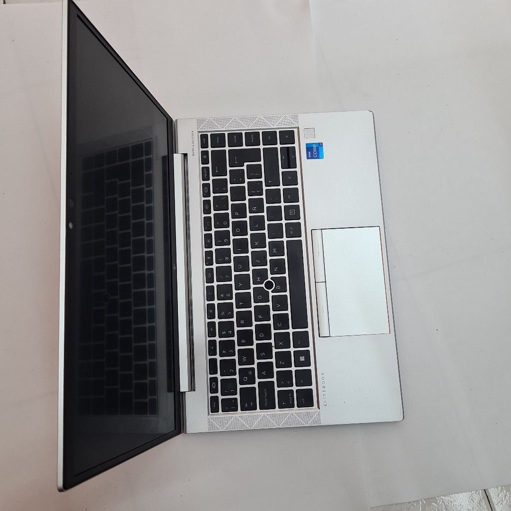 LAPTOP HP ELITEBOOK 840 G8 (2022) (SEMINUEVO)