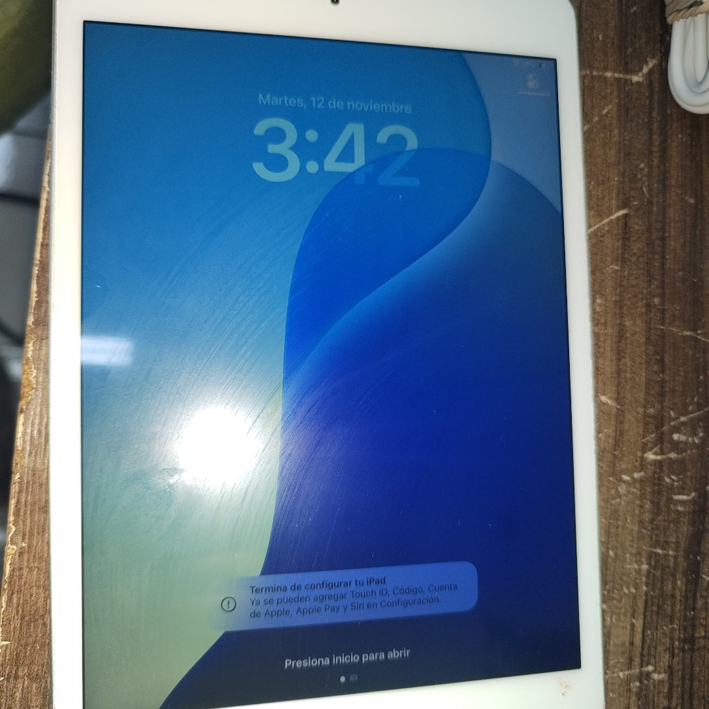 TABLETA APPLE IPAD MINI 5 A2133 64 GB 3 GB RAM (SEMINUEVO)
