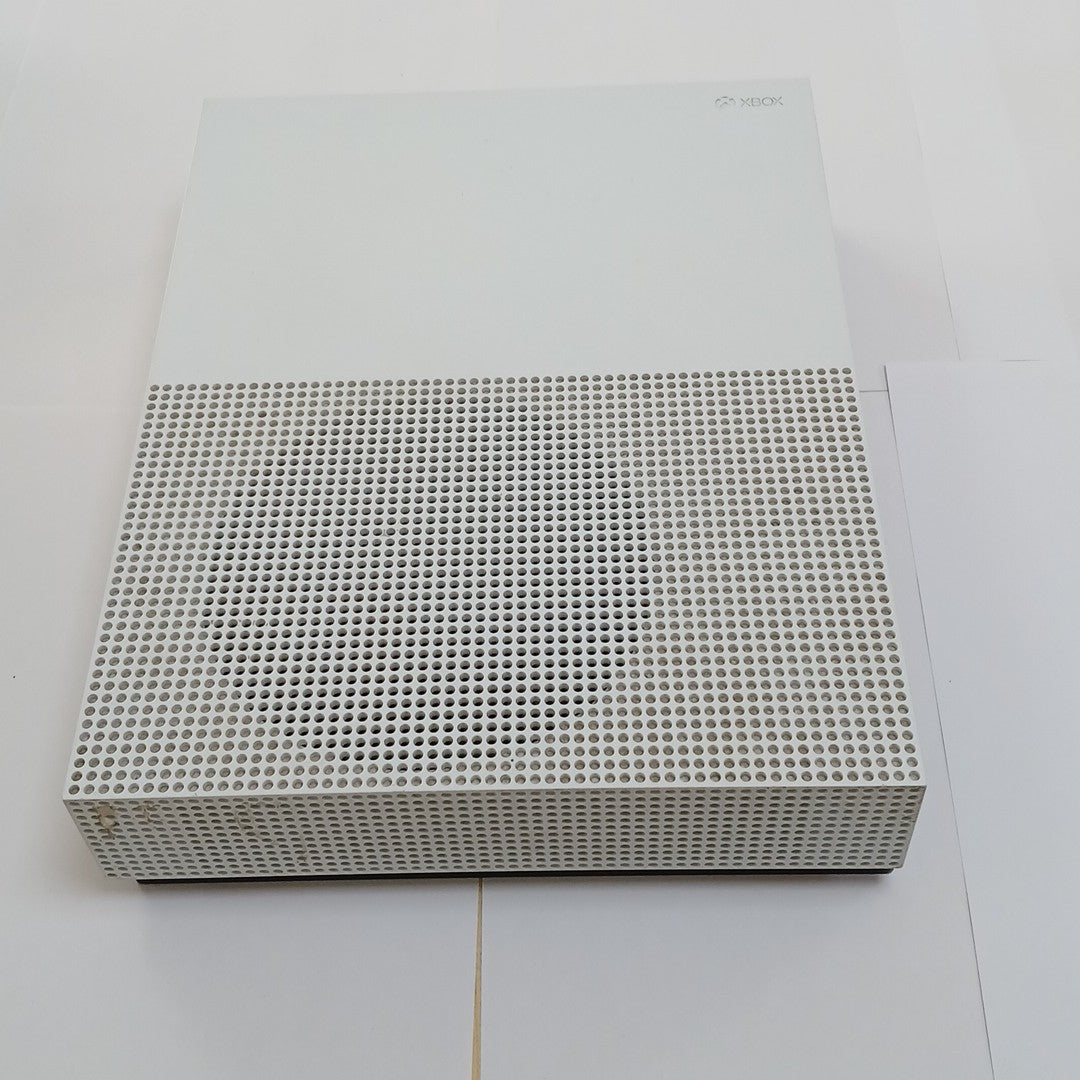 CONSOLA DE VIDEOJUEGO MICROSOFT XBOX ONE S 1 TB (SEMINUEVO)