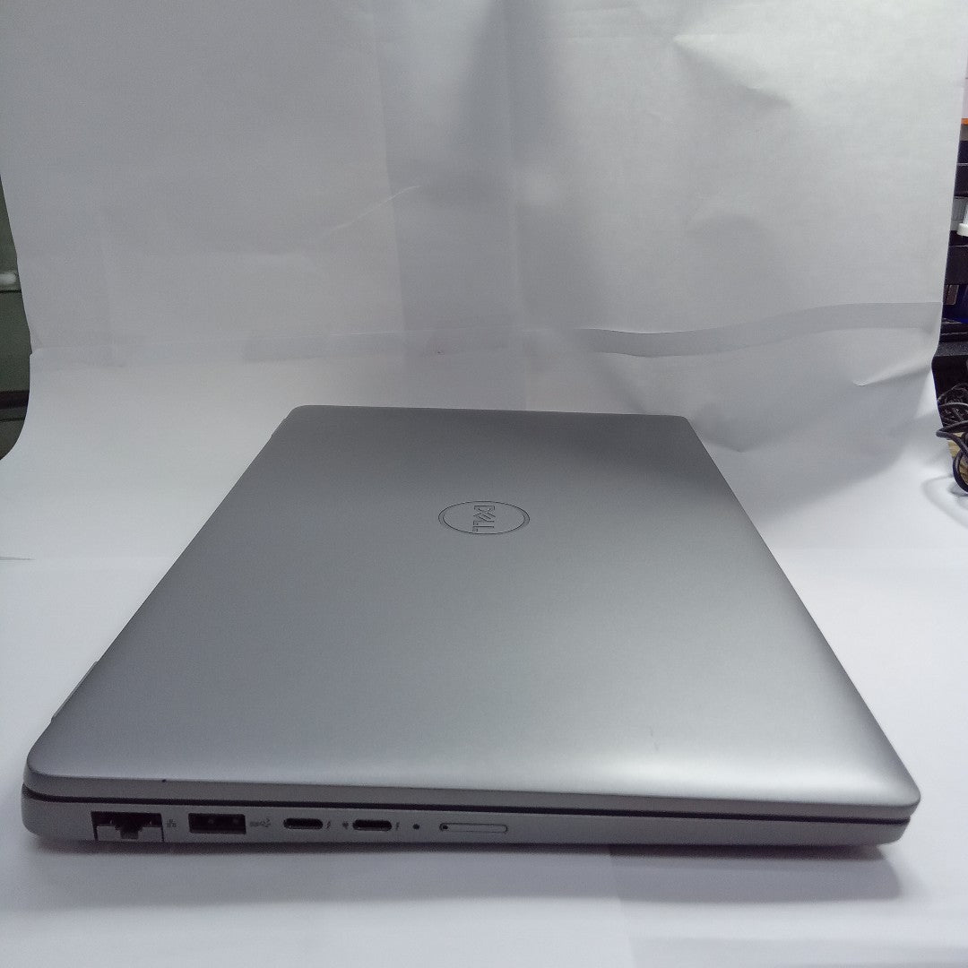 LAPTOP DELL LATITUDE 5440 (2023) 256 GB SSD 32 GB RAM (SEMINUEVO)