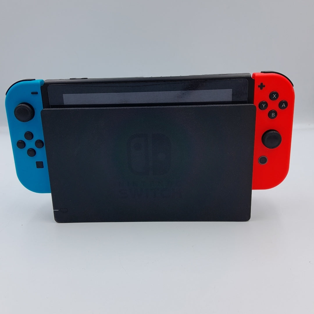 CONSOLA DE VIDEOJUEGO NINTENDO SWITCH 1.1 32 GB (SEMINUEVO)