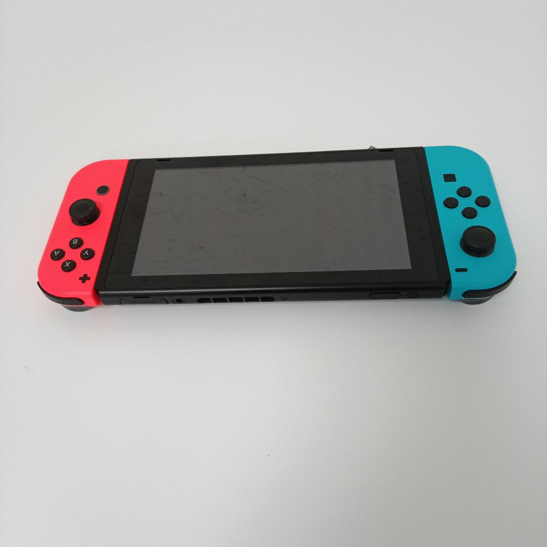 CONSOLA DE VIDEOJUEGO NINTENDO SWITCH 1.1 32 GB (SEMINUEVO)