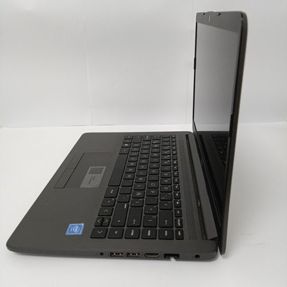 LAPTOP HP NOTEBOOK 240 G8 (2022) 1 TB + 128 GB SSD 8 GB RAM (SEMINUEVO)