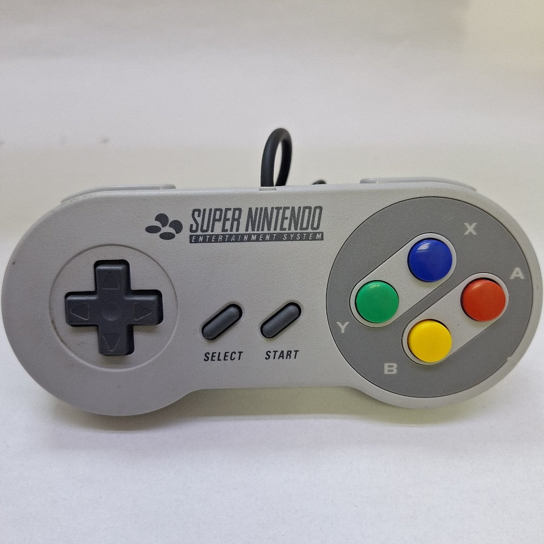 CONSOLA DE VIDEOJUEGO NINTENDO SUPER NES CLASSIC MINI 21 JUEGOS PRECARGADOS (SEMINUEVO)