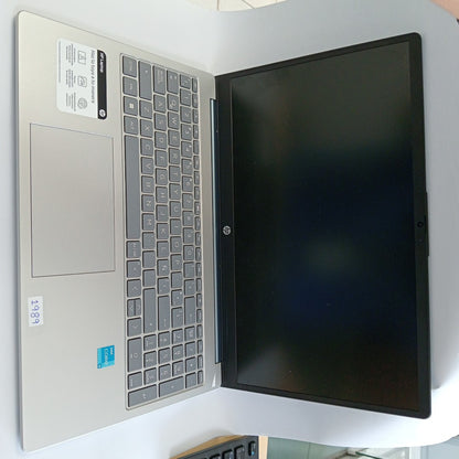 LAPTOP HP 15-FD0000LA (2024) 512 GB SSD 8 GB RAM (SEMINUEVO)