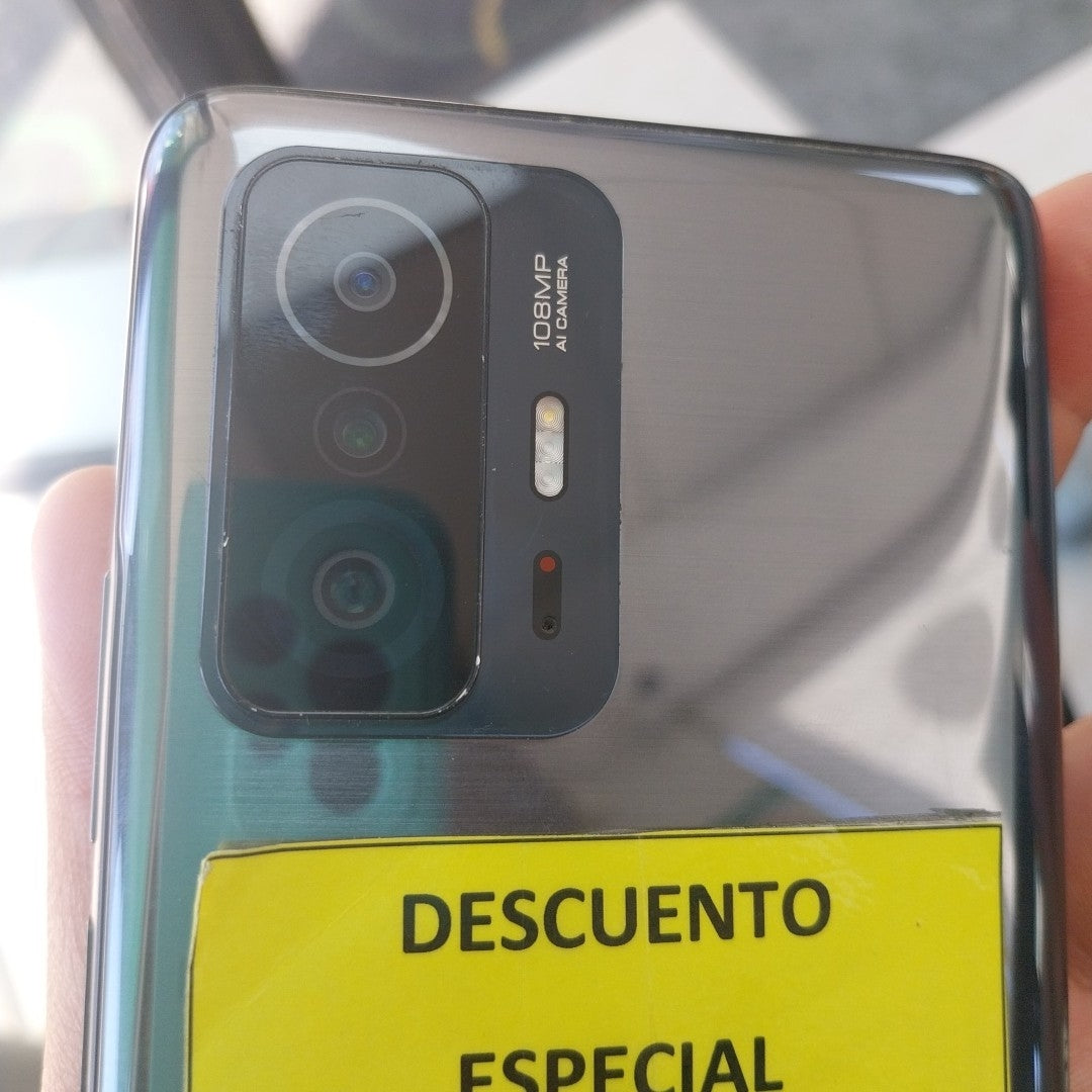 CELULAR XIAOMI 11T 21081111RG 256 GB 8 GB RAM (SEMINUEVO)