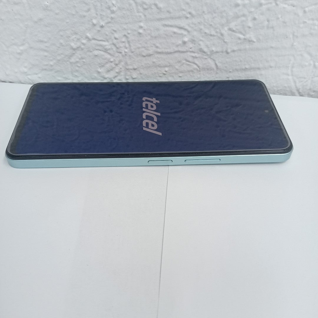 CELULAR VIVO Y36 V2247 256 GB 8 GB RAM (SEMINUEVO)