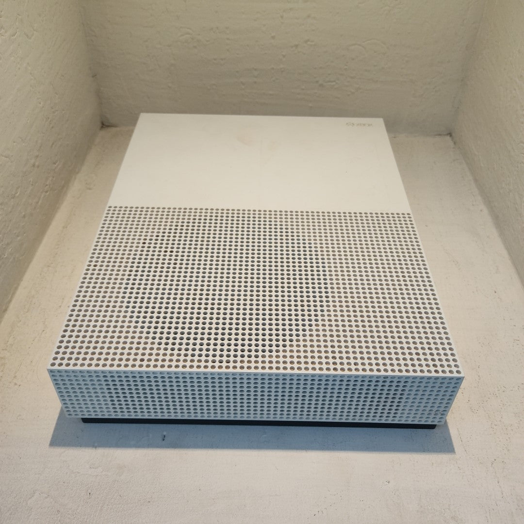 CONSOLA DE VIDEOJUEGO MICROSOFT XBOX ONE S 500 GB  (SEMINUEVO)