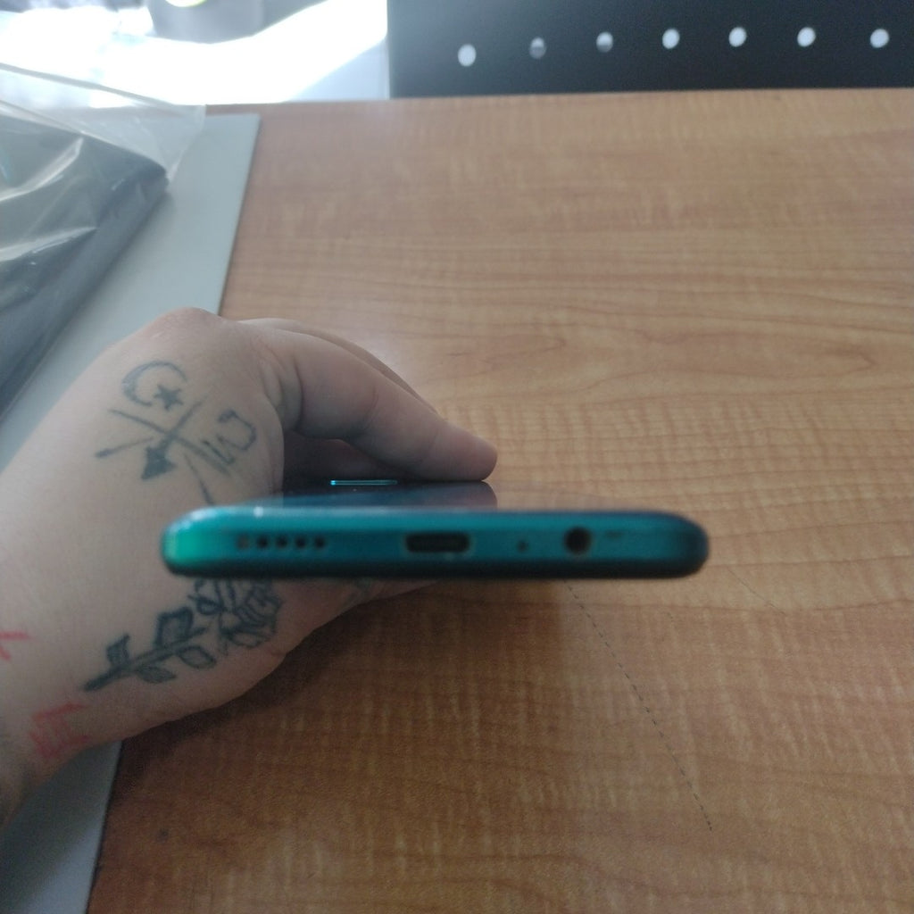 CELULAR HUAWEI NOVA Y60 WKG-LX9 64 GB 4 GB RAM (SEMINUEVO)