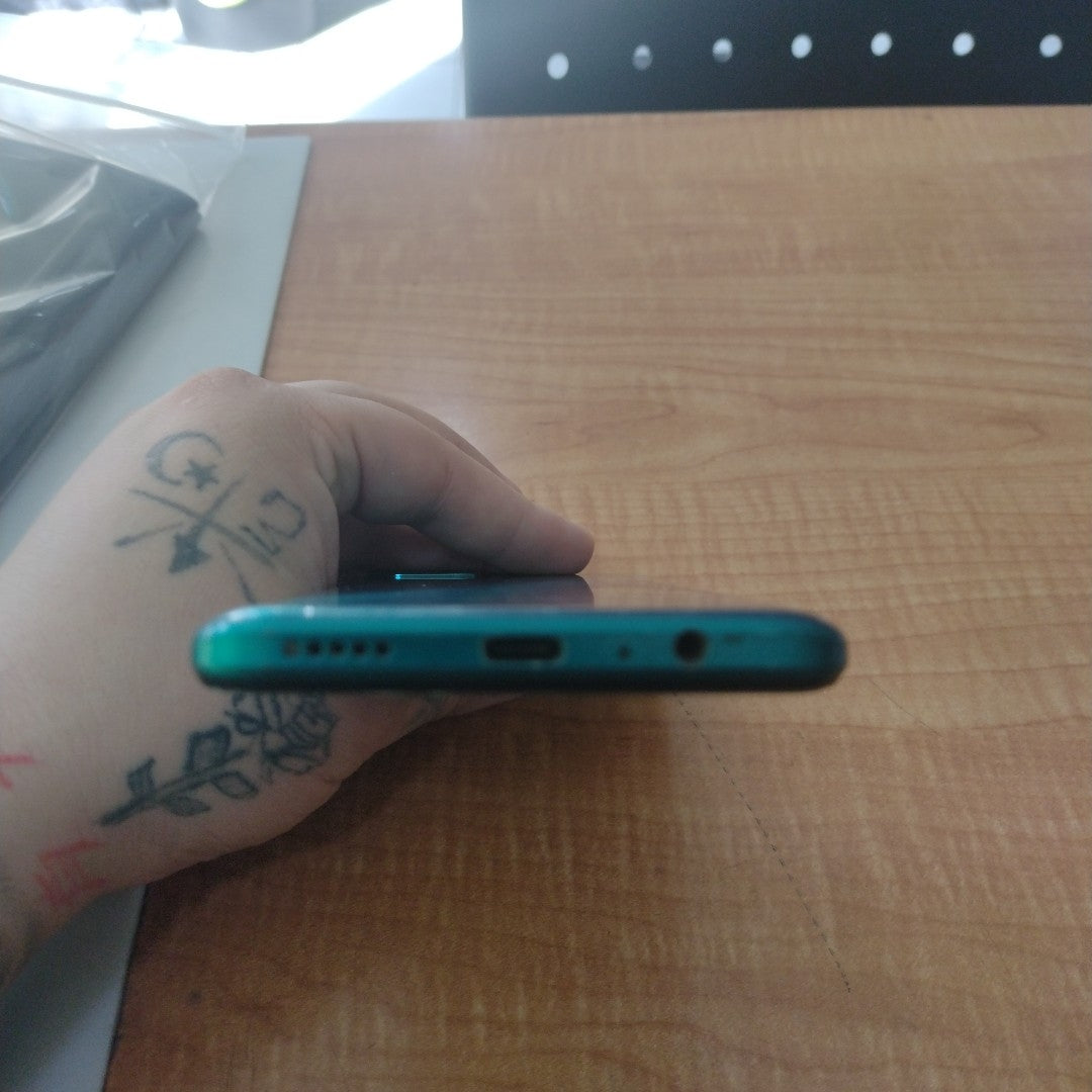 CELULAR HUAWEI NOVA Y60 WKG-LX9 64 GB 4 GB RAM (SEMINUEVO)