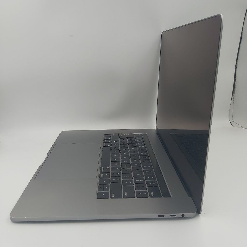 LAPTOP APPLE MACBOOK PRO 15" 2019 2.6 A1990 512 GB SSD 16 GB RAM (SEMINUEVO)
