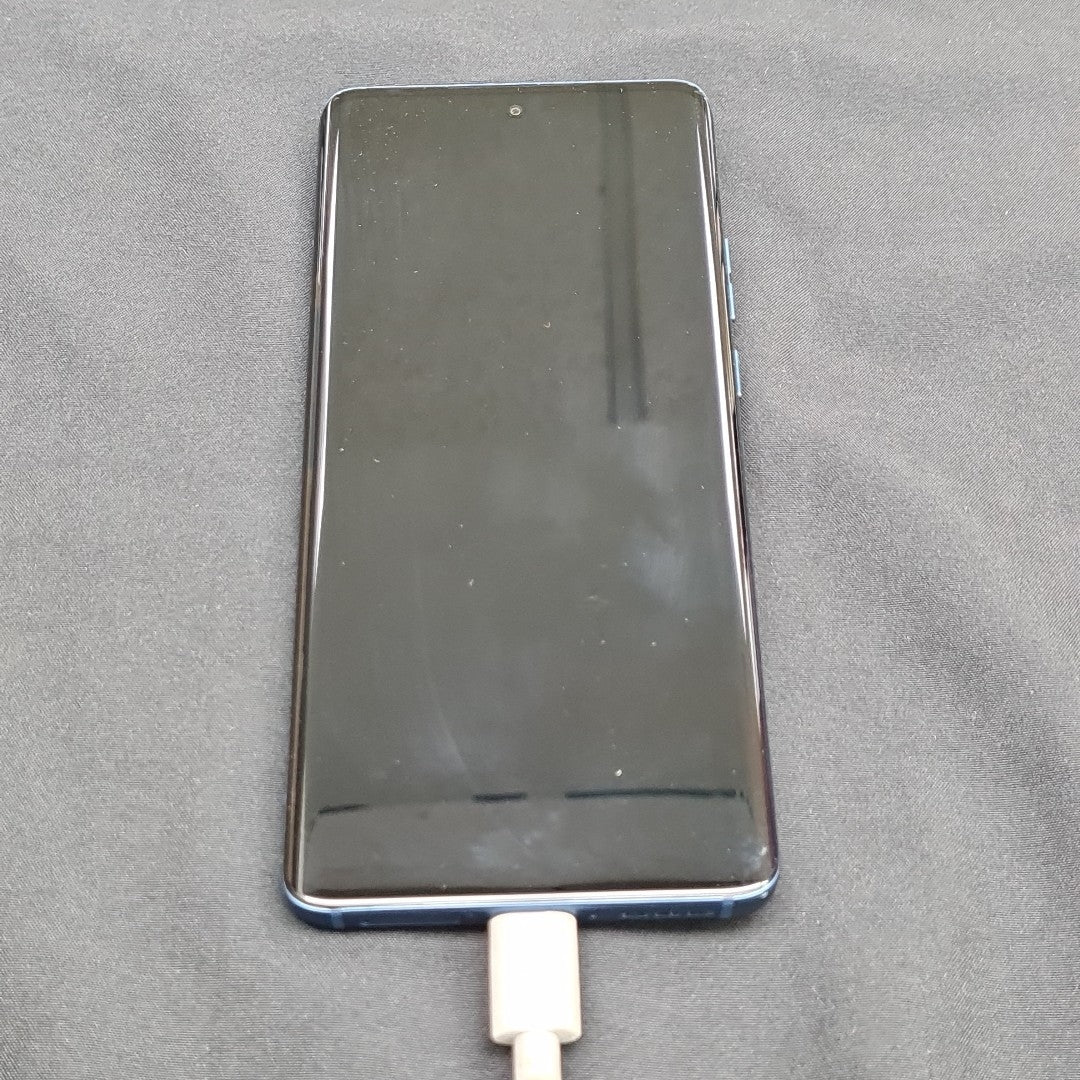 CELULAR MOTOROLA EDGE 40 XT2303-2 (2023) 256 GB 8 GB RAM (SEMINUEVO)