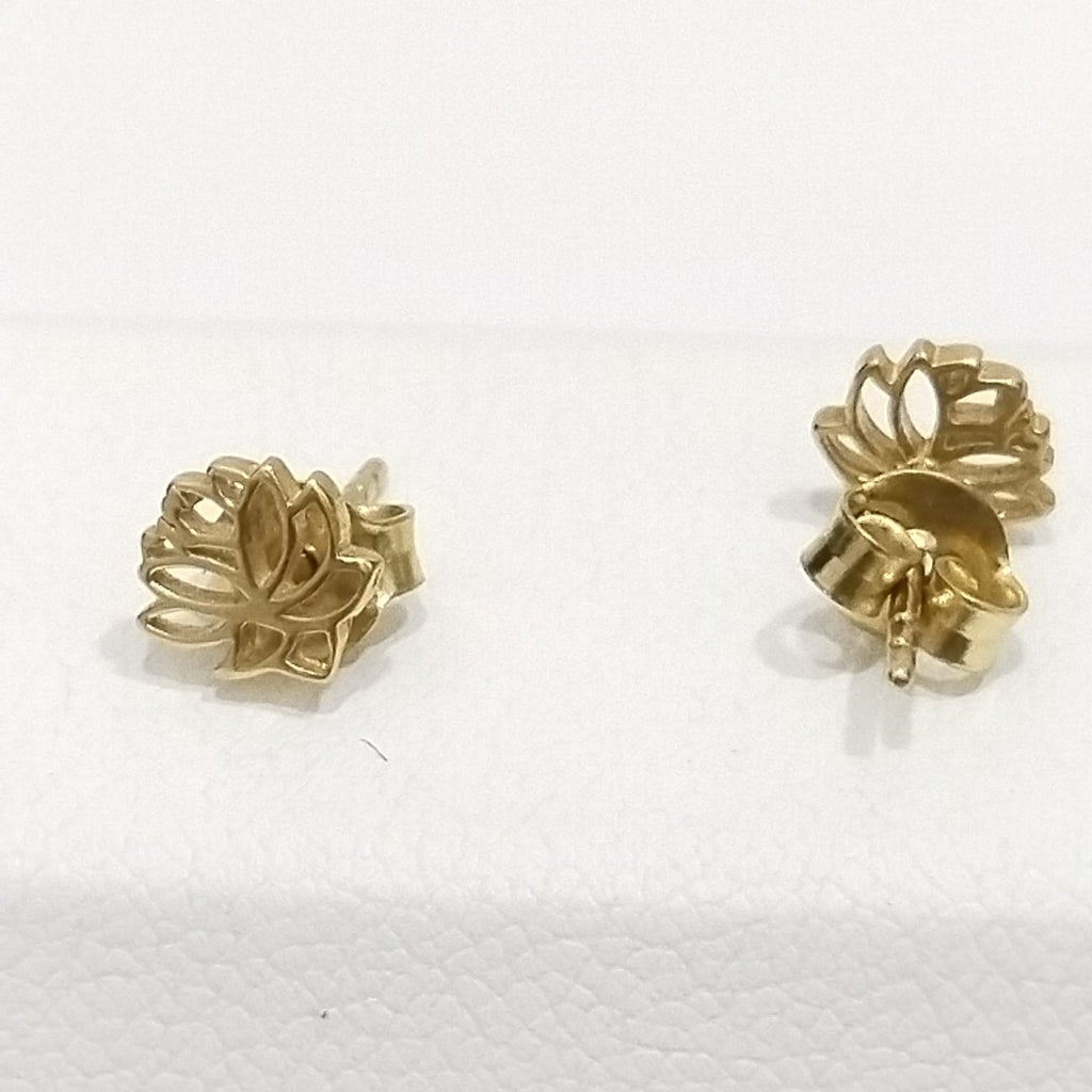 10024BRO00000B1080 FRD6 BROQUEL DE HOJA HUECA ORO 14K 0.9GRS (NUEVO)