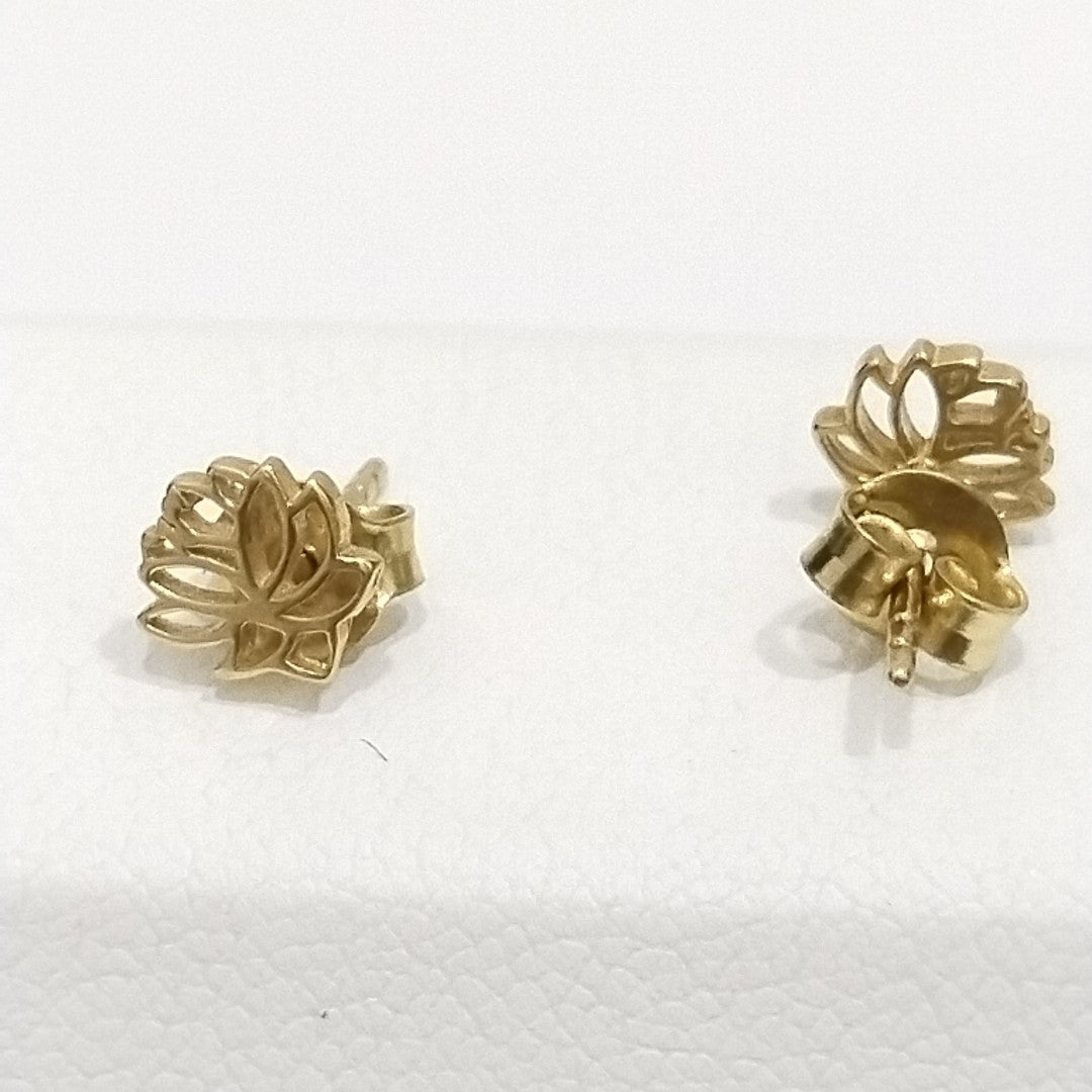 10024BRO00000B1080 FRD6 BROQUEL DE HOJA HUECA ORO 14K 0.9GRS (NUEVO)