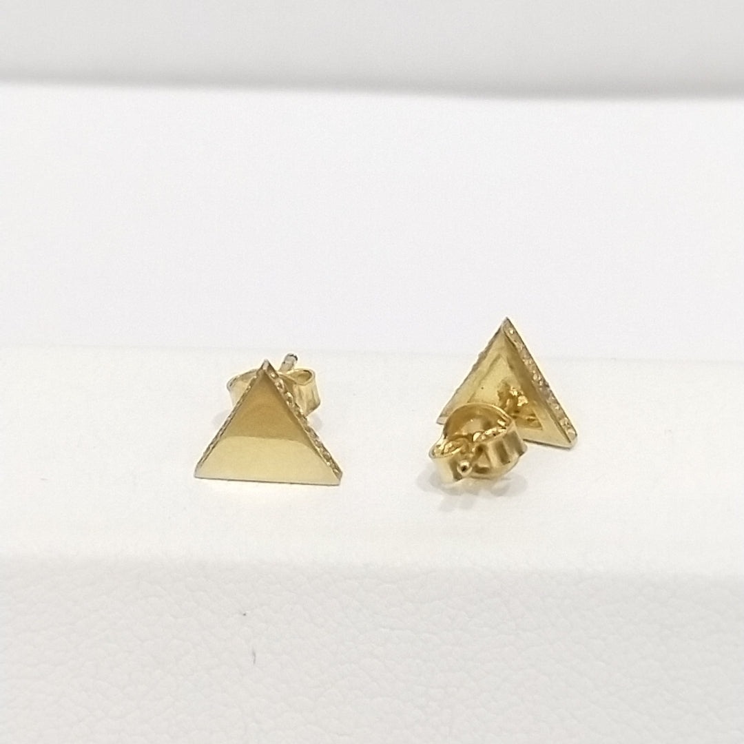10387BRO00000B1548 FRD11 BROQUEL EN FORMA DE TRIANGULO CON CIRCONIA A LOS COSTADOS ORO 14K 1.4GRS (NUEVO)