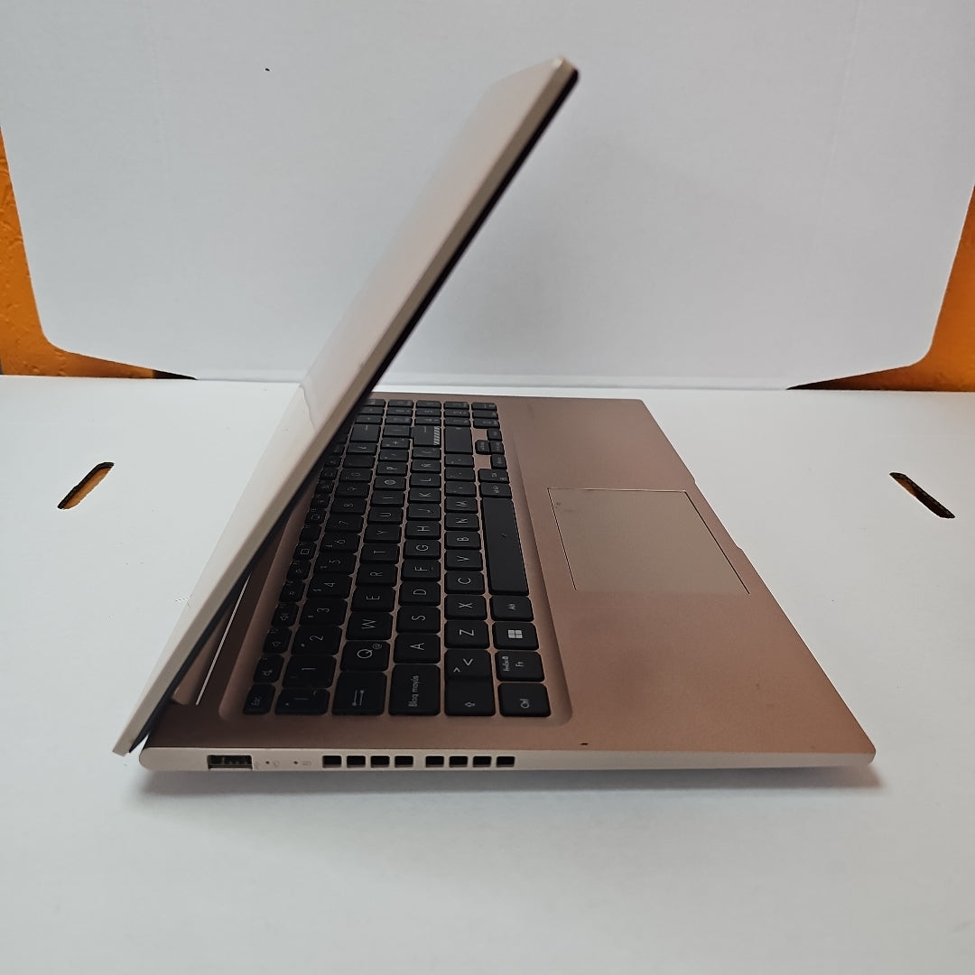 LAPTOP ASUS VIVOBOOK X1502ZA-EJ919W (2023) 512 GB SSD 8 GB RAM (SEMINUEVO)