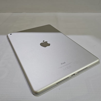 TABLETA APPLE IPAD 9 A2602 64 GB 3 GB RAM (SEMINUEVO)