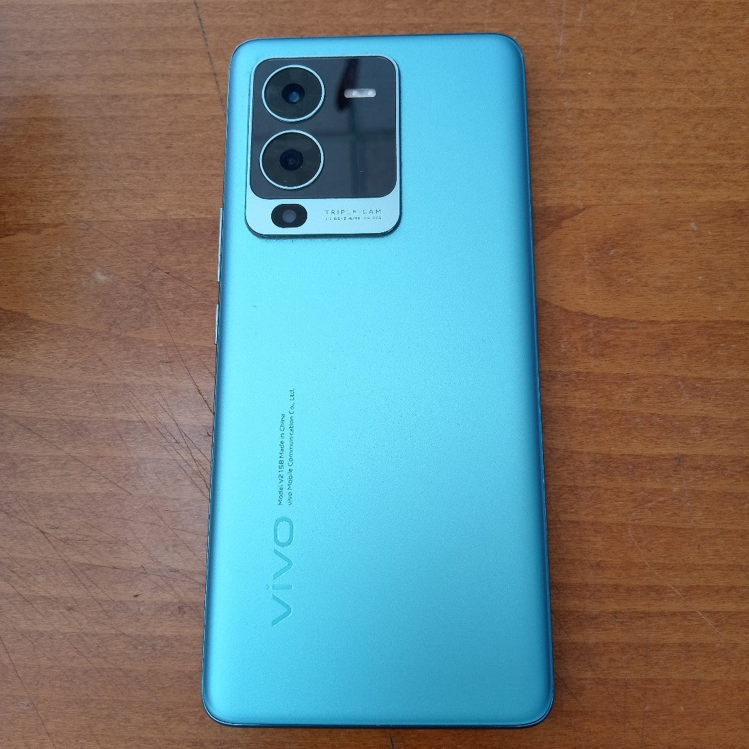 CELULAR VIVO V25 PRO V2158 256 GB 12 GB RAM (SEMINUEVO)