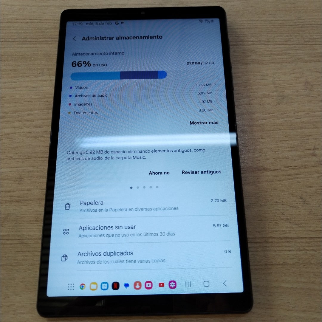 TABLETA SAMSUNG GALAXY TAB A7 LITE SM-T220 32 GB 3 GB RAM (SEMINUEVO)