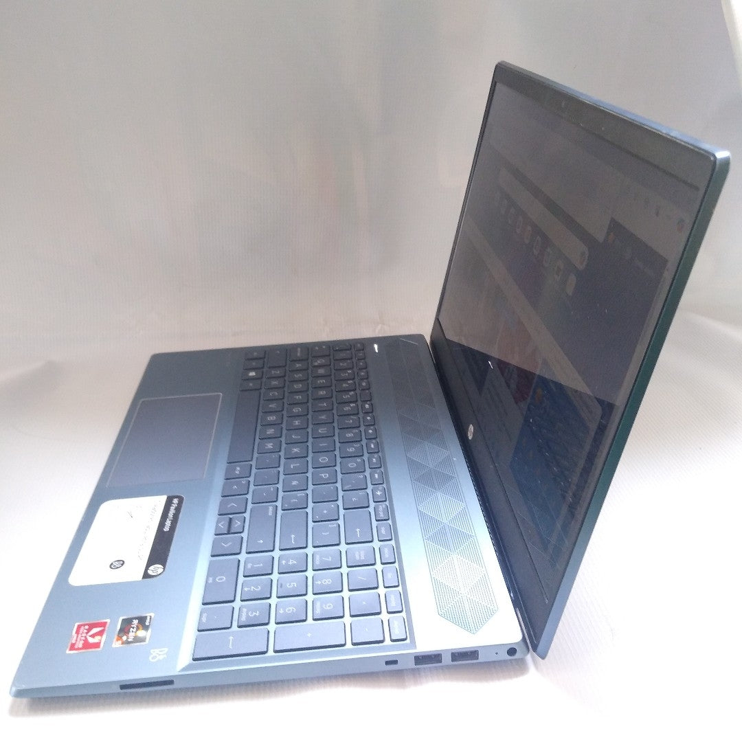 LAPTOP HP PAVILION 15-CW1004LA (2020) 1 TB + 128 GB SSD 12 GB RAM (SEMINUEVO)