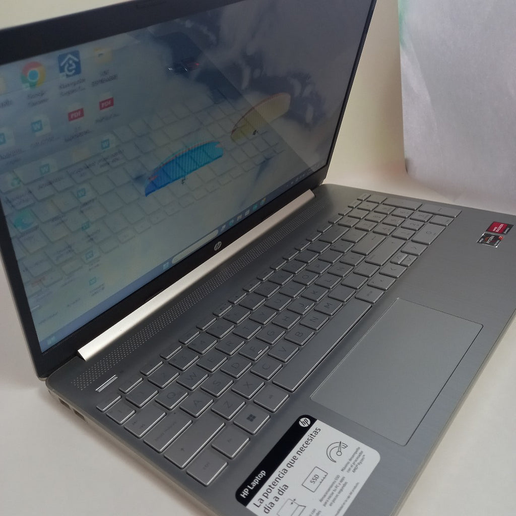 LAPTOP HP 15-EF2505LA (2023) 512 GB SSD 8 GB RAM (SEMINUEVO)