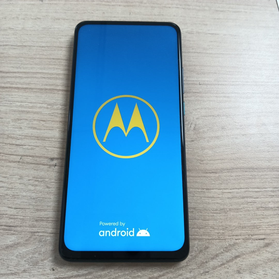 CELULAR MOTOROLA ONE HYPER XT2027-1 (2020) 128 GB 4 GB RAM (SEMINUEVO)