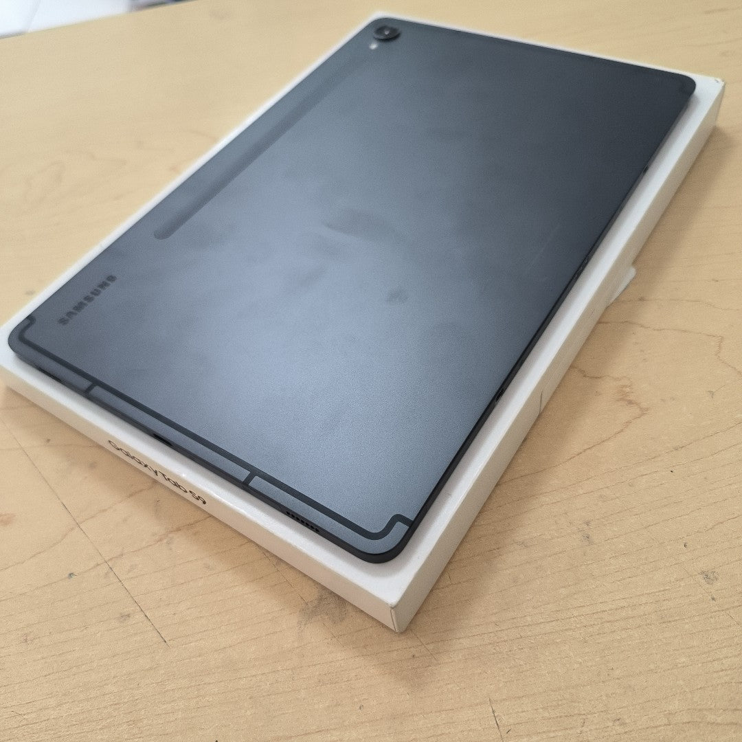 TABLETA SAMSUNG GALAXY TAB S9 SM-X710 (2023) 256 GB 12 GB RAM (SEMINUEVO)