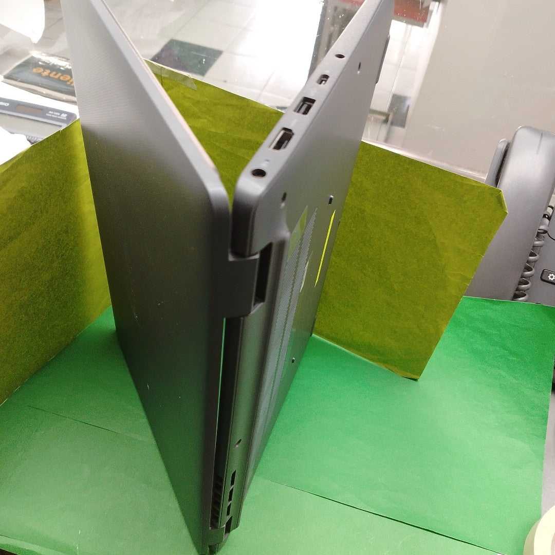LAPTOP DELL LATITUDE 3450 (2024) 512 GB SSD 16 GB RAM (SEMINUEVO)