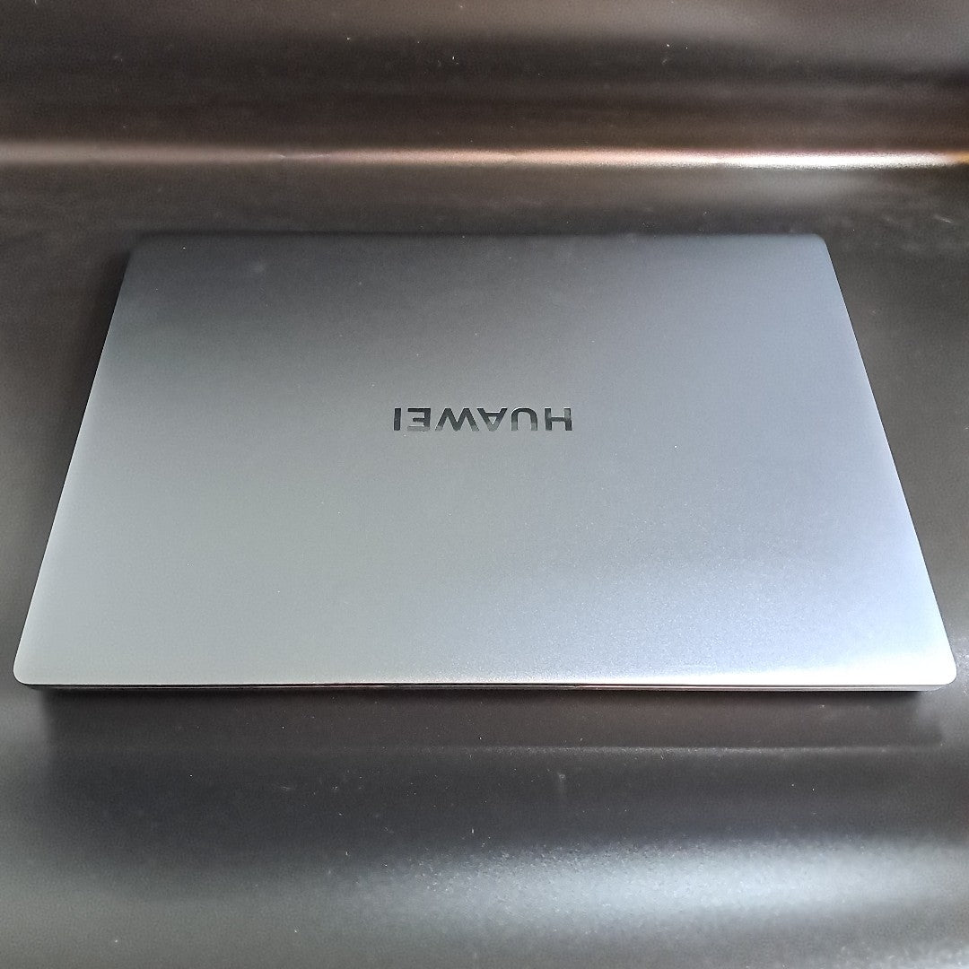 LAPTOP HUAWEI MATEBOOK D14 MDG-X (2023) 1 TB SSD 16 GB RAM (SEMINUEVO)