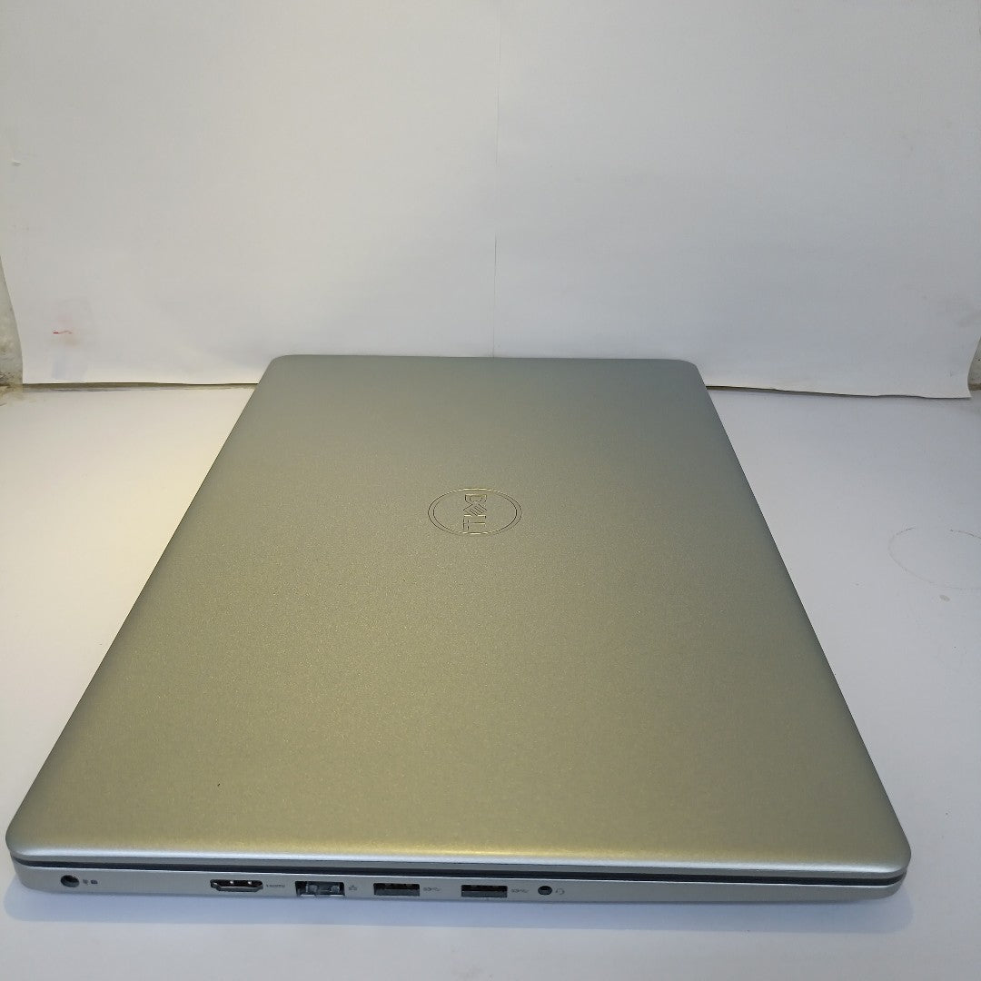 LAPTOP DELL INSPIRON 15 3501 (2021) 256 GB SSD 8 GB RAM (SEMINUEVO)