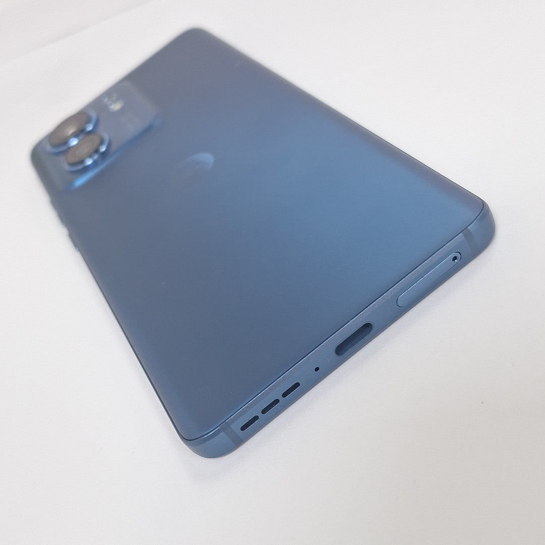 CELULAR MOTOROLA MOTO EDGE 40 XT2303-2 (2023) 256 GB 8 GB RAM (SEMINUEVO)