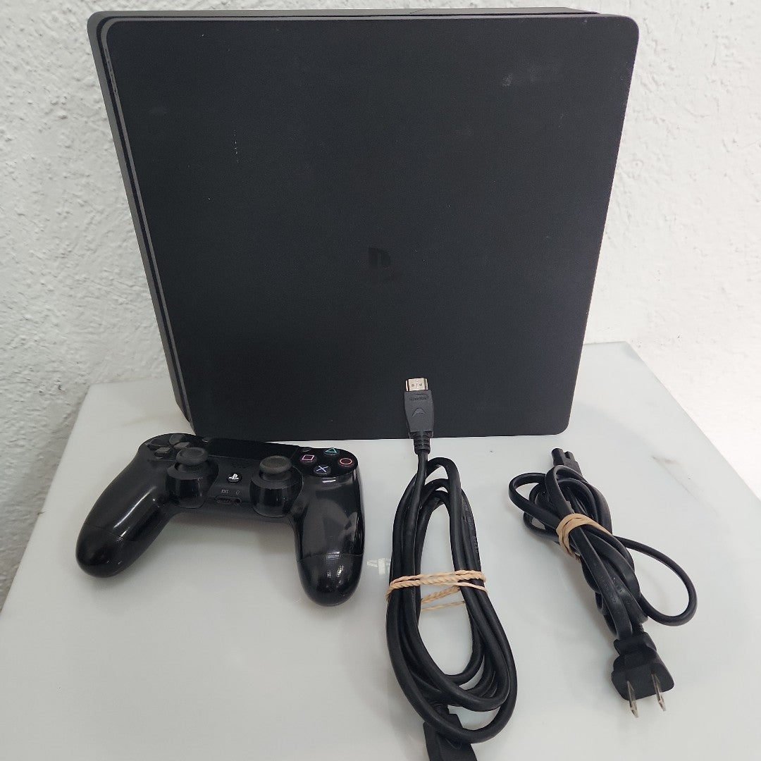 CONSOLA DE VIDEOJUEGO SONY PS4 SLIM 1 TB (SEMINUEVO)