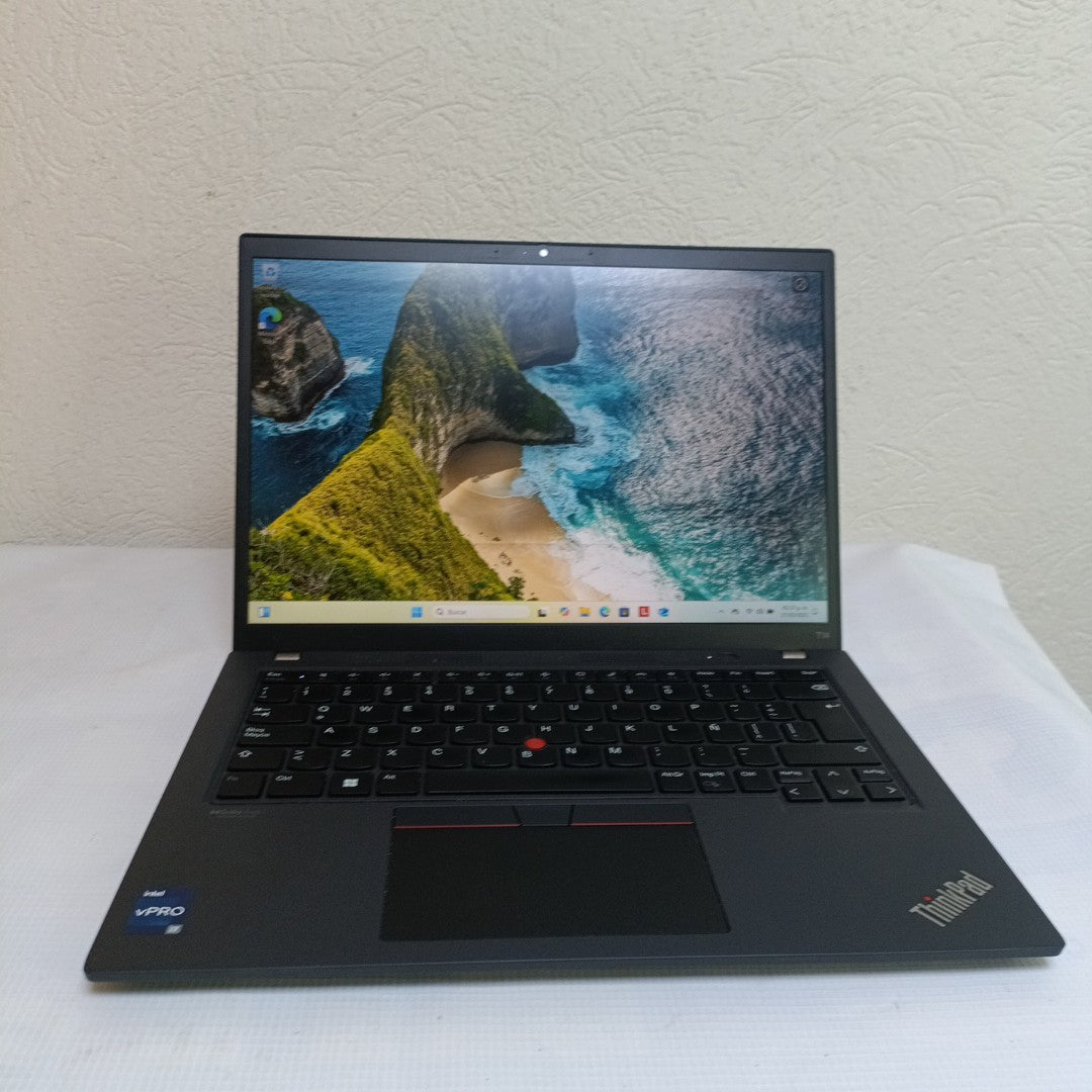 LAPTOP LENOVO THINKPAD T14 GEN 3 (2023) 512 GB SSD 16 GB RAM (SEMINUEVO)