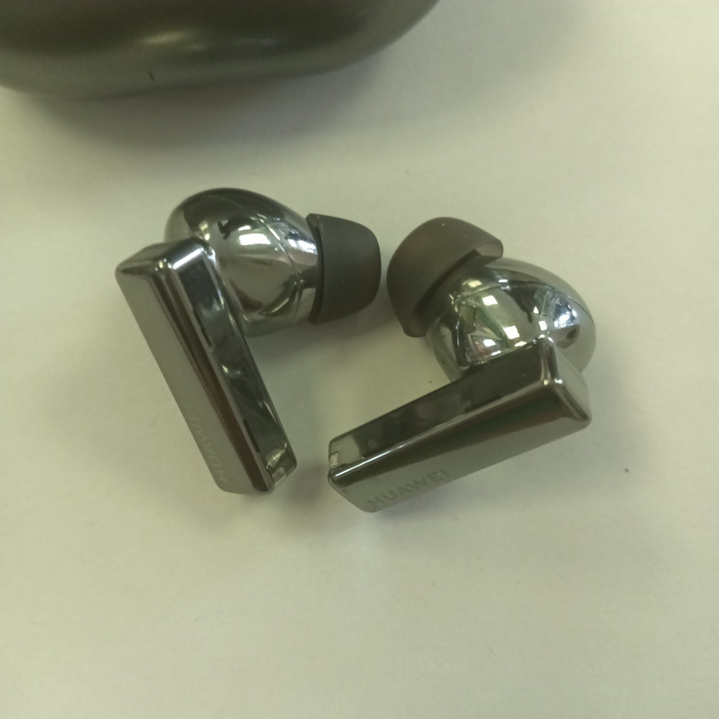 AUDIFONOS HUAWEI FREEBUDS PRO INALAMBRICO IN EAR (SEMINUEVO)
