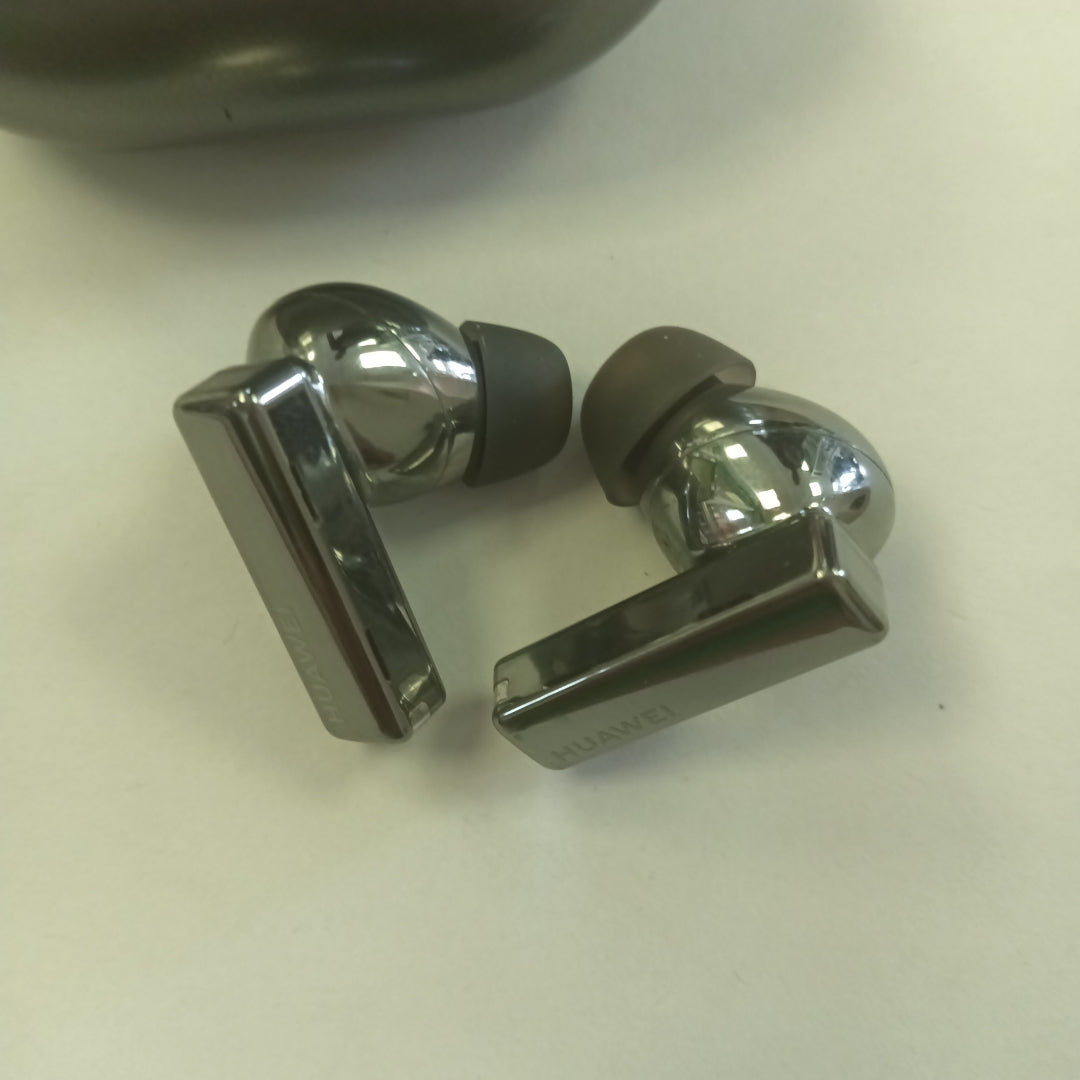 AUDIFONOS HUAWEI FREEBUDS PRO INALAMBRICO IN EAR (SEMINUEVO)