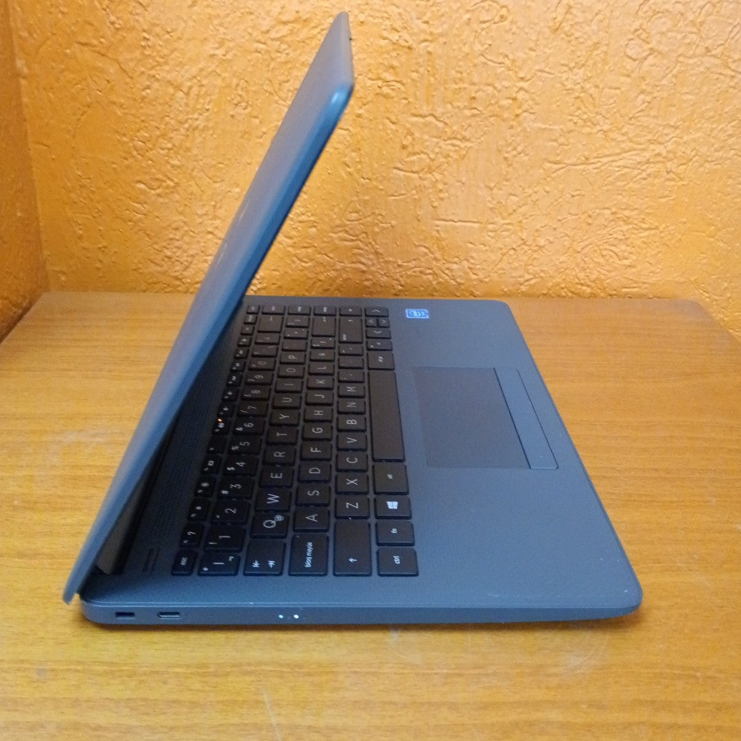 LAPTOP HP 14-CF2505LA (2022) 128 GB SSD 4 GB RAM (SEMINUEVO)