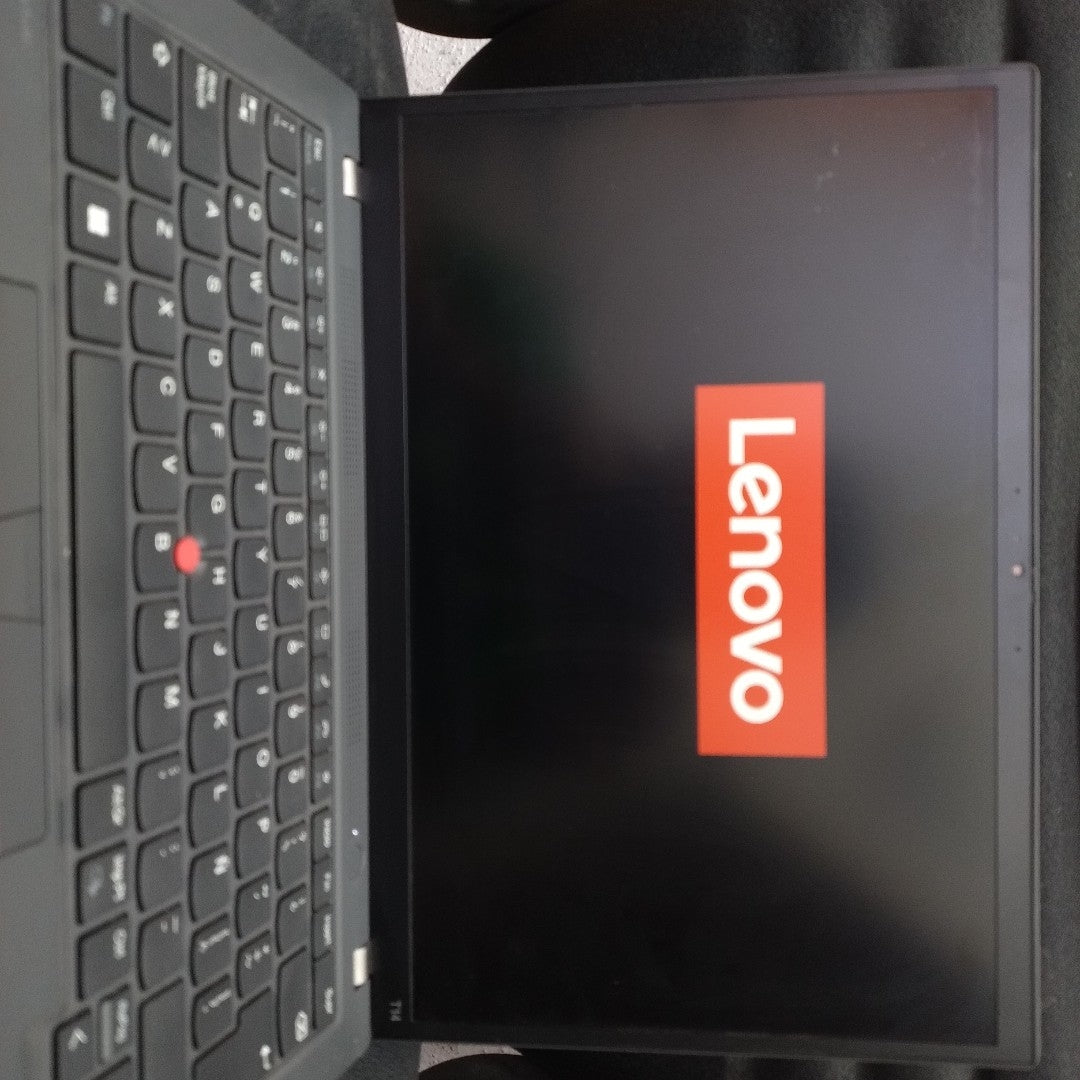 LAPTOP LENOVO THINKPAD T14 GEN 4 (2024) 512 GB SSD 16 GB RAM (SEMINUEVO)