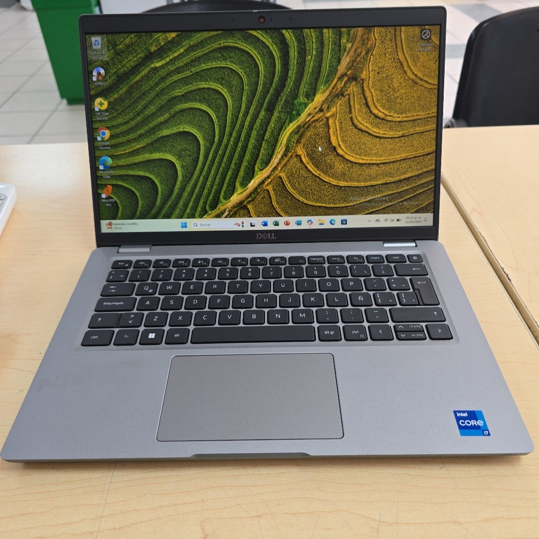LAPTOP DELL LATITUDE 5430 (2023) 512 GB SSD 16 GB RAM (SEMINUEVO)