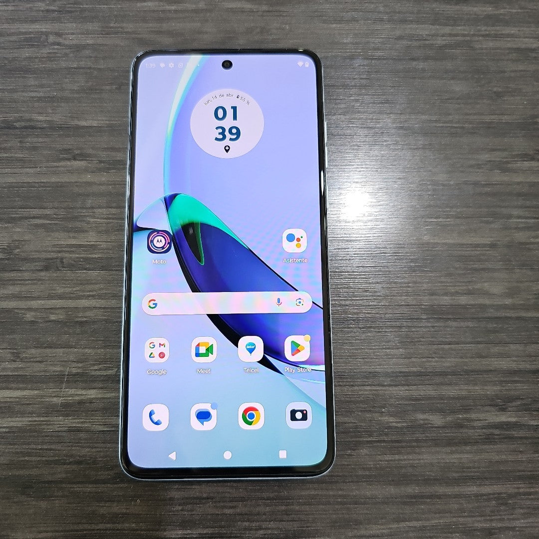 CELULAR MOTOROLA MOTO G84 XT2347-1 (2023) 256 GB 8 GB RAM (SEMINUEVO)