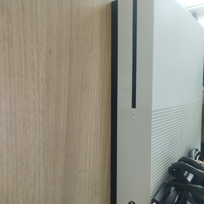CONSOLA DE VIDEOJUEGO MICROSOFT XBOX ONE S 500 GB  (SEMINUEVO)