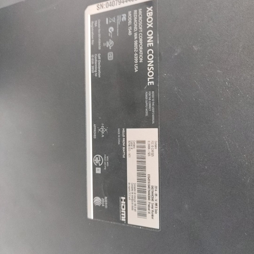 CONSOLA DE VIDEOJUEGO MICROSOFT XBOX ONE 500 GB  (SEMINUEVO)