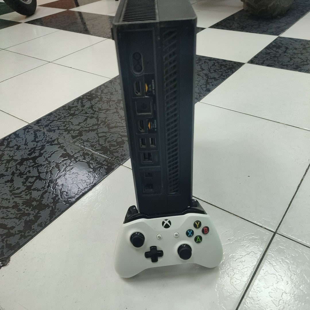 CONSOLA DE VIDEOJUEGO MICROSOFT XBOX ONE 500 GB  (SEMINUEVO)