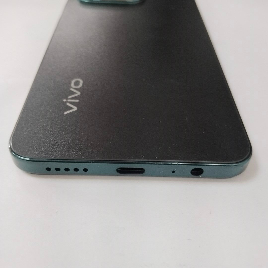 CELULAR VIVO Y28 V2352 256 GB 8 GB RAM (SEMINUEVO)