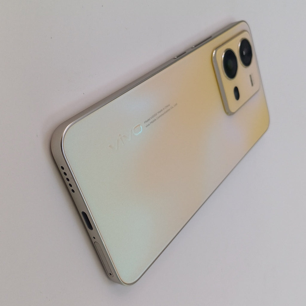 CELULAR VIVO V25 V2202 128 GB 8 GB RAM (SEMINUEVO)