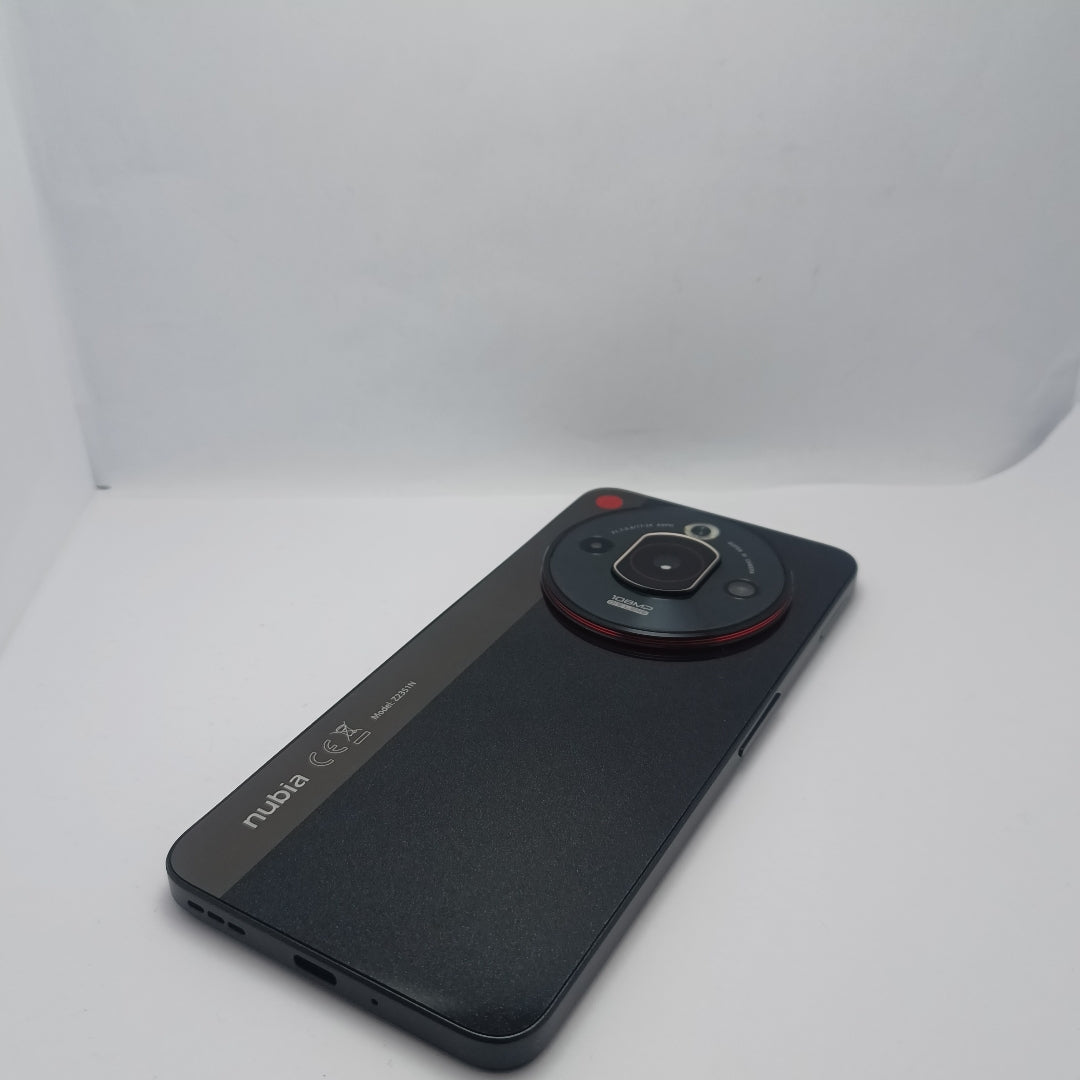 CELULAR NUBIA  FOCUS PRO 5G Z2351N 256 GB 8 GB RAM (SEMINUEVO)