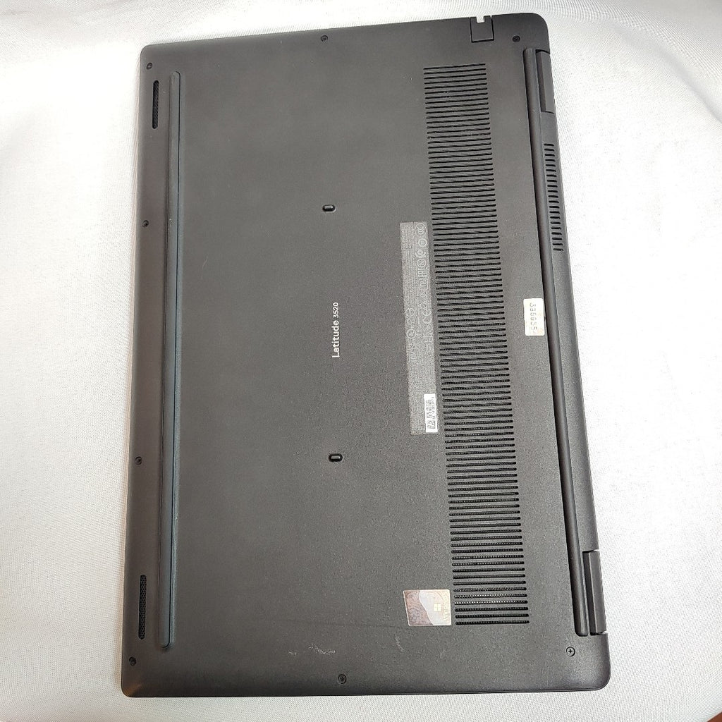 LAPTOP DELL LATITUDE 3520 (2022) 512 GB SSD 16 GB RAM (SEMINUEVO)